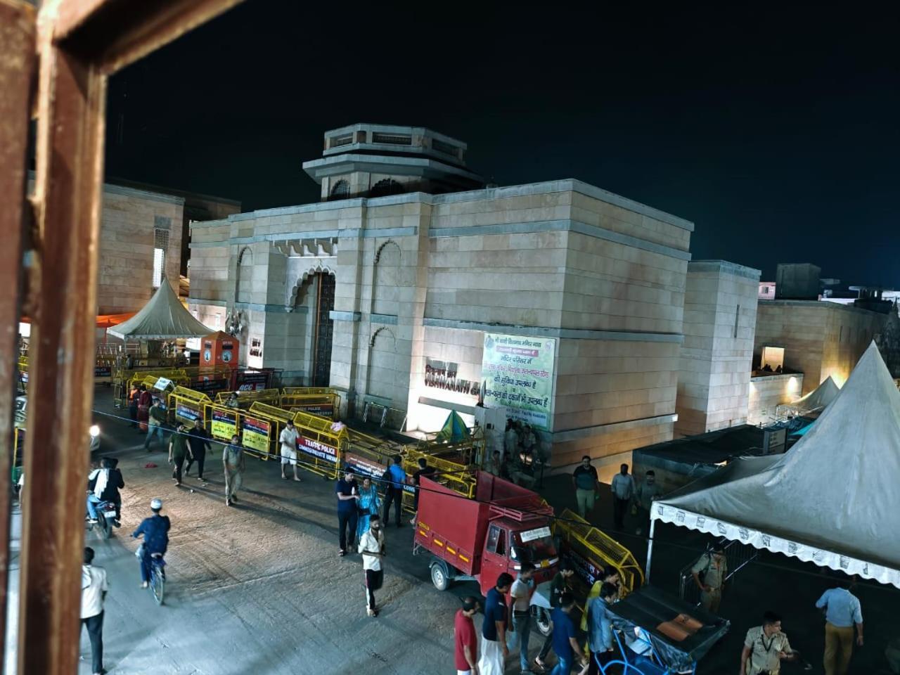 Shri Kailash Pati Guest House- Opposite Kashi Vishwanath Temple Varanasi Luaran gambar